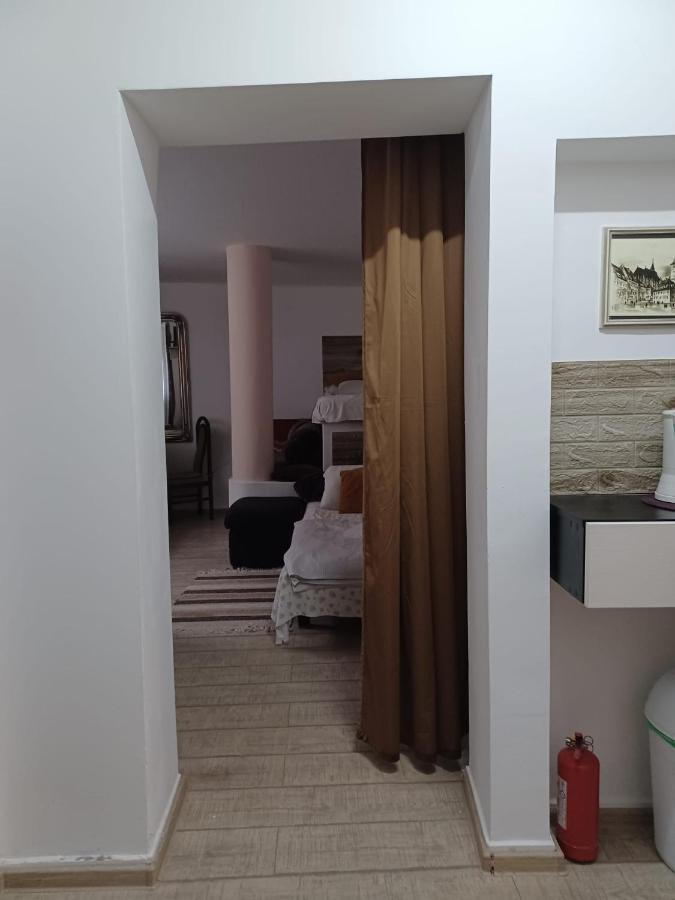 Piata Sfatului Pietonal Apartment Braşov Buitenkant foto